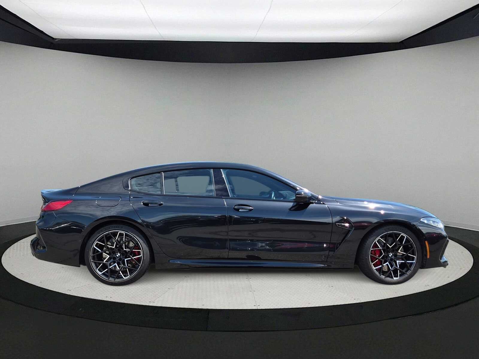2024 BMW M8 Competition