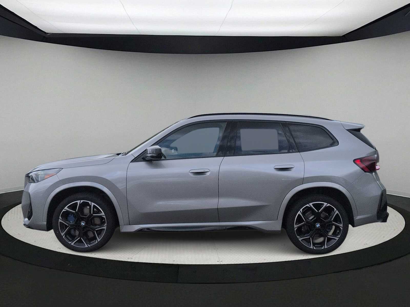 2026 BMW X1 M35i M35i
