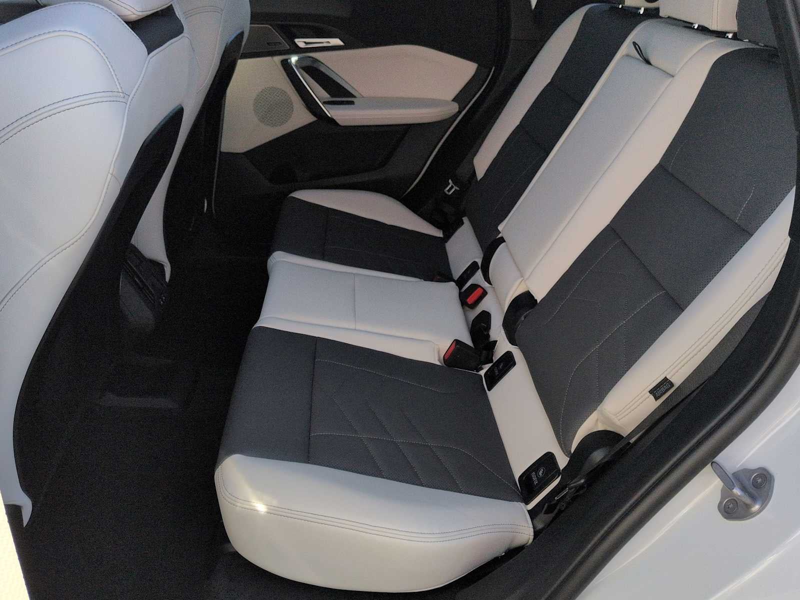 2026 BMW X1 xDrive28i xDrive28i