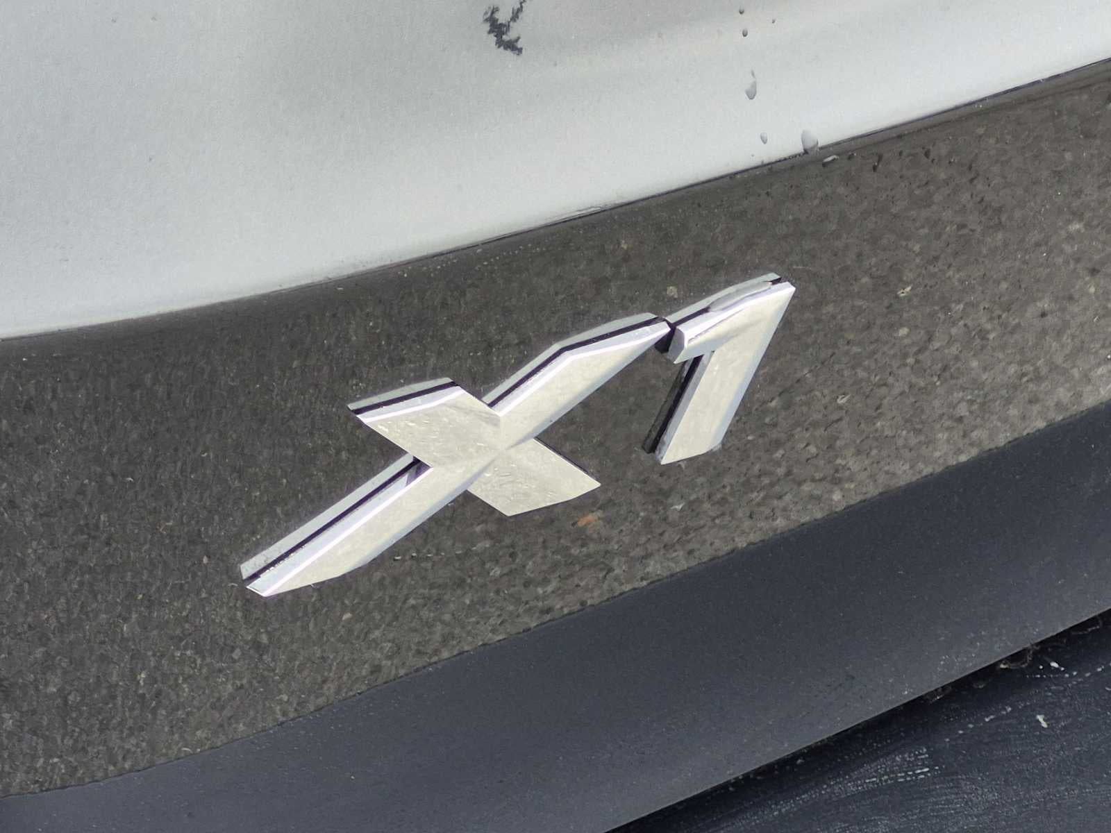 2027 BMW X1 xDrive28i