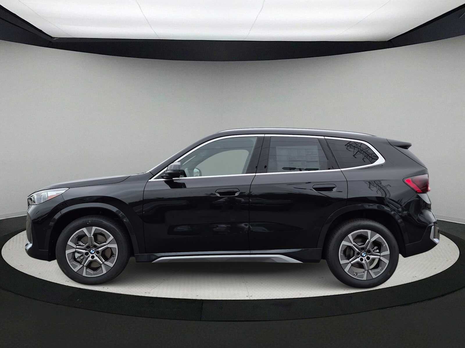 2027 BMW X1 xDrive28i