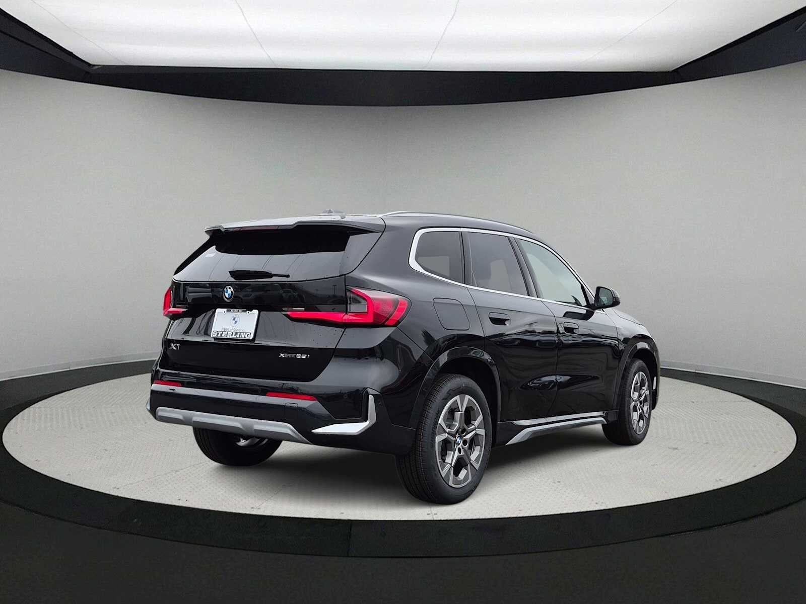 2027 BMW X1 xDrive28i