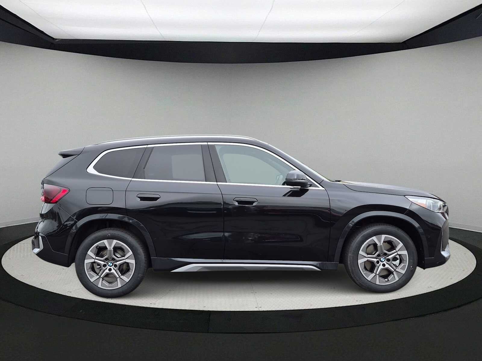 2027 BMW X1 xDrive28i