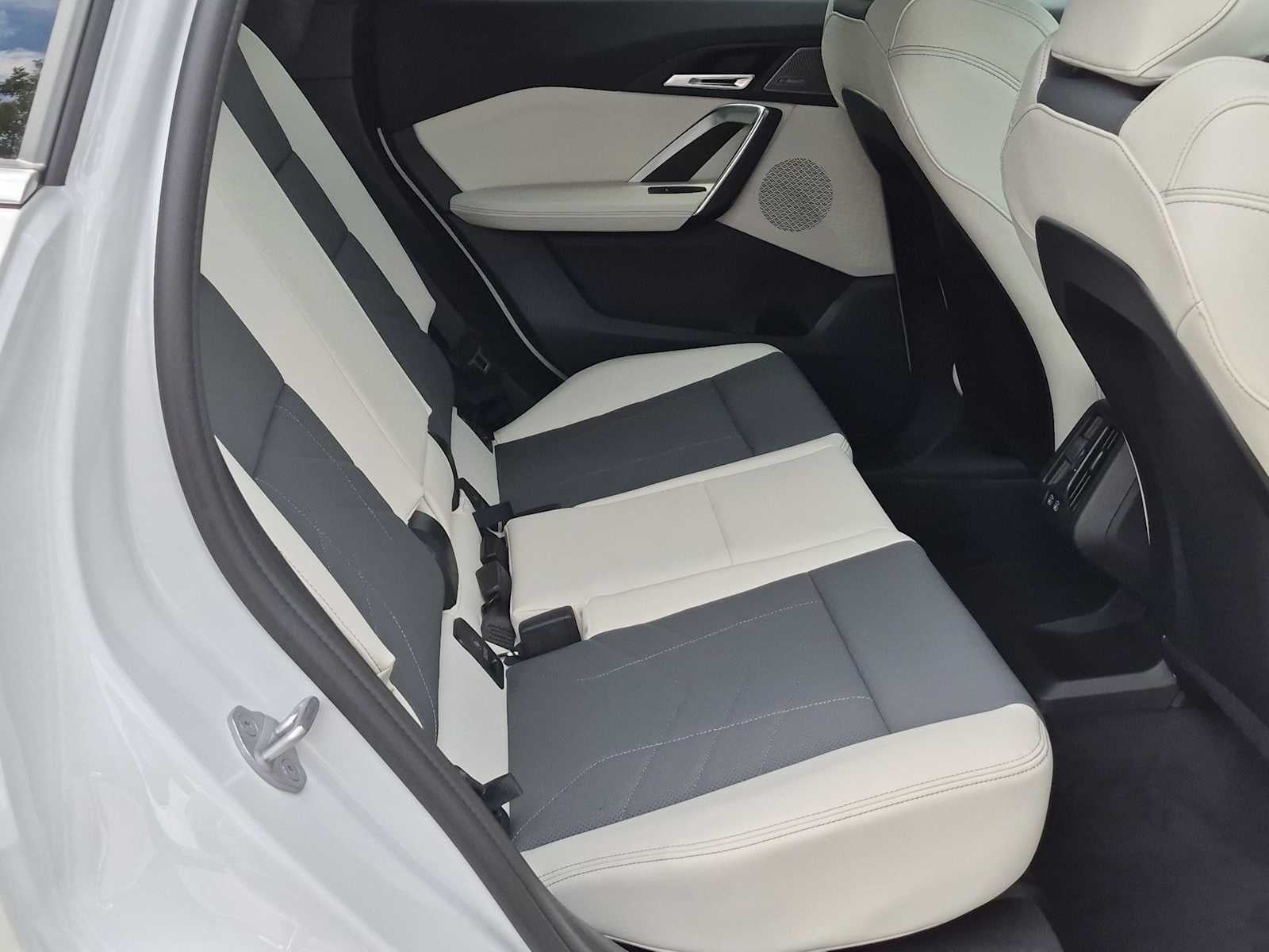 2027 BMW X1 xDrive28i