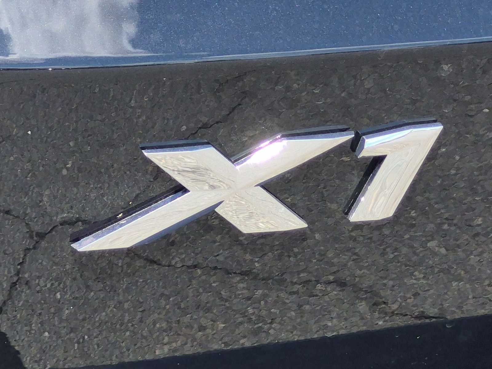 2027 BMW X1 xDrive28i
