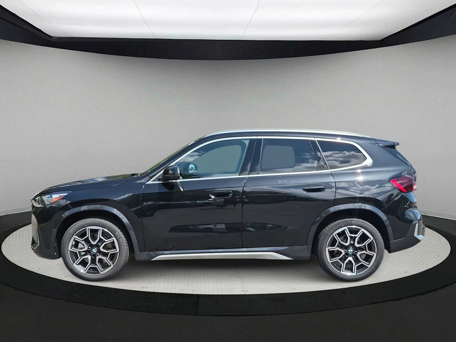 2027 BMW X1 xDrive28i