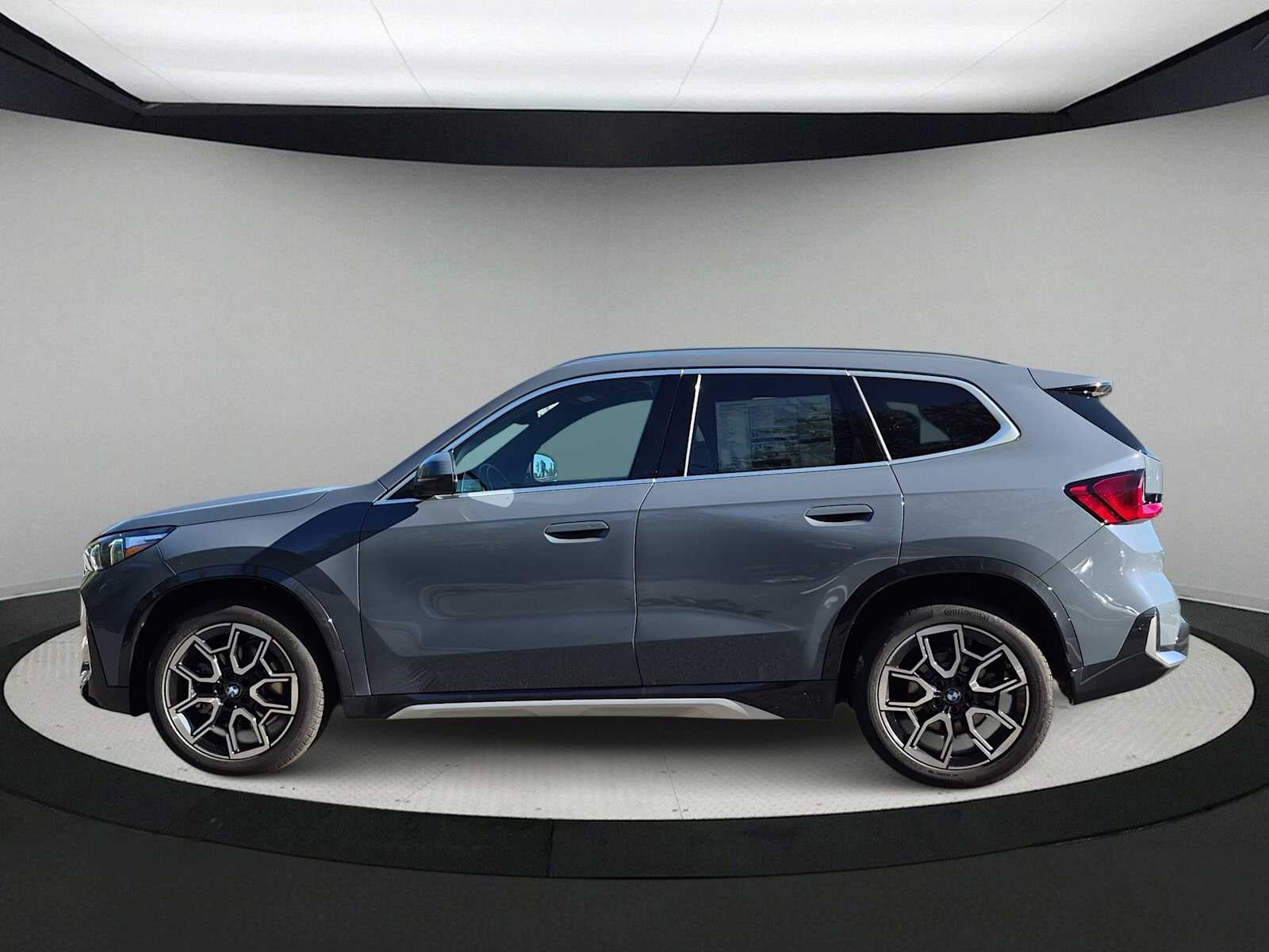 2027 BMW X1 xDrive28i