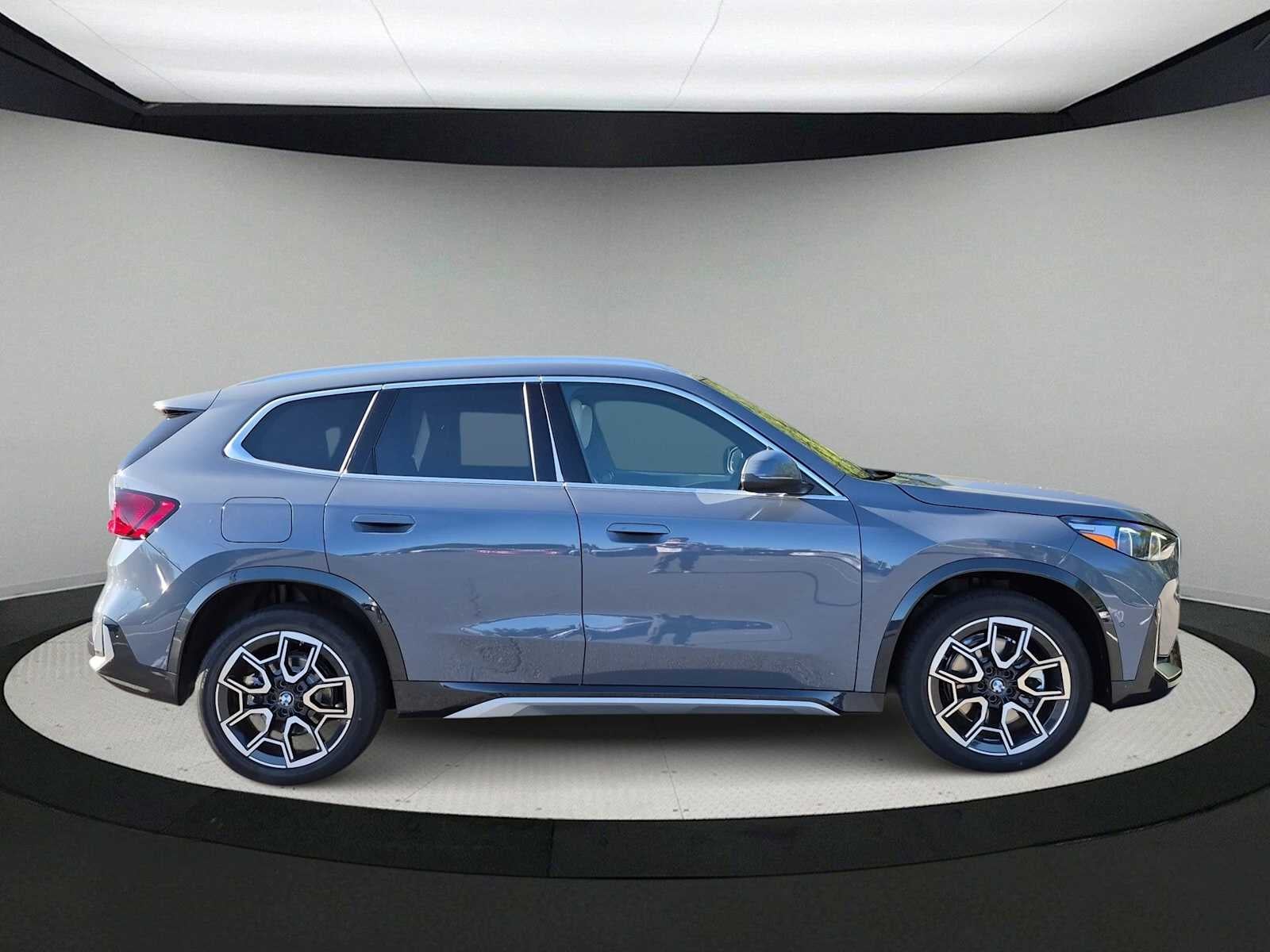 2027 BMW X1 xDrive28i