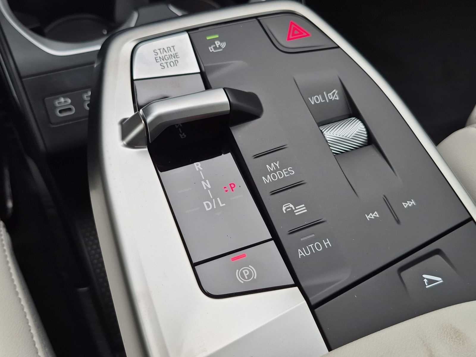 2027 BMW X1 xDrive28i