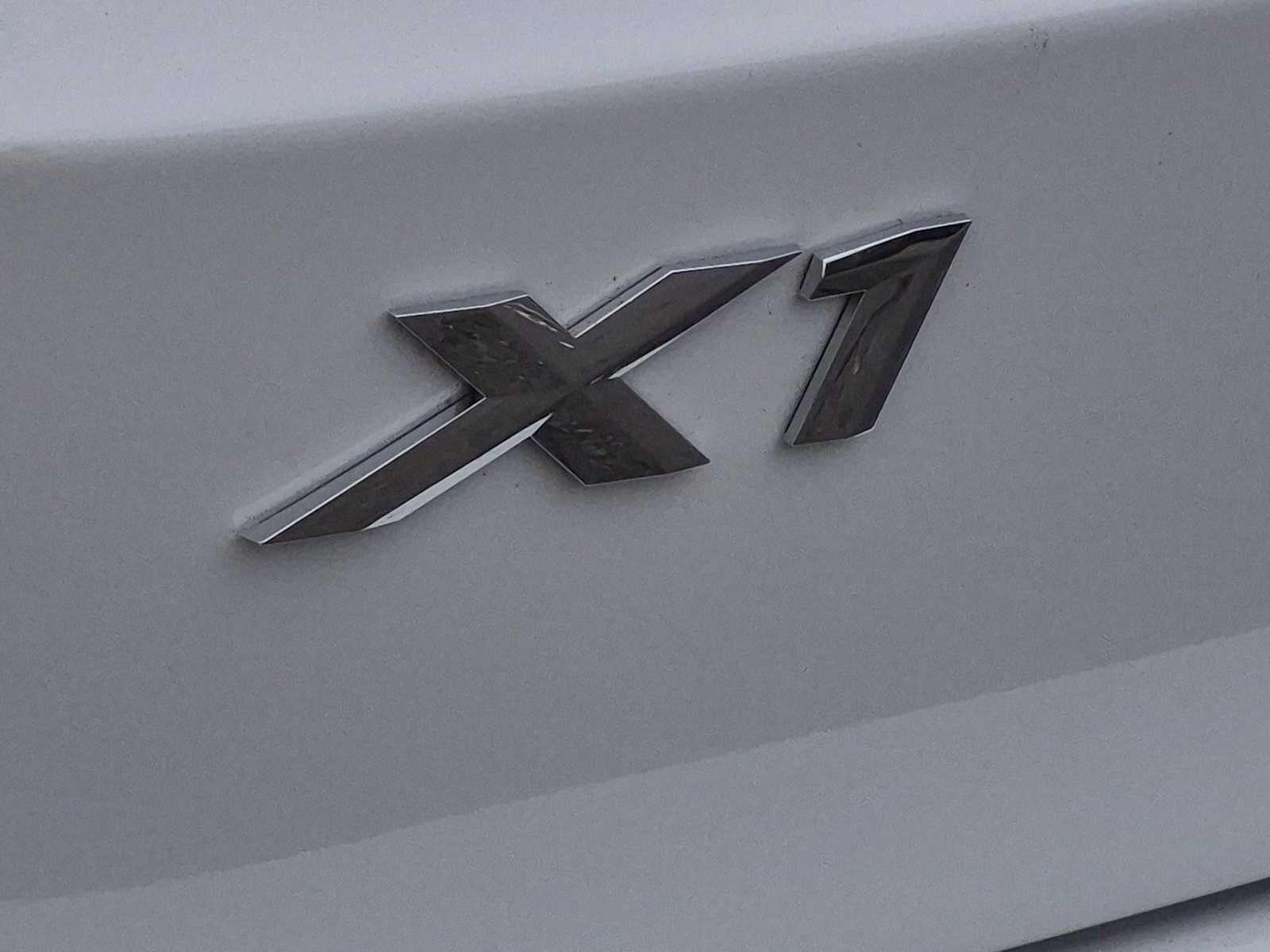 2027 BMW X1 xDrive28i