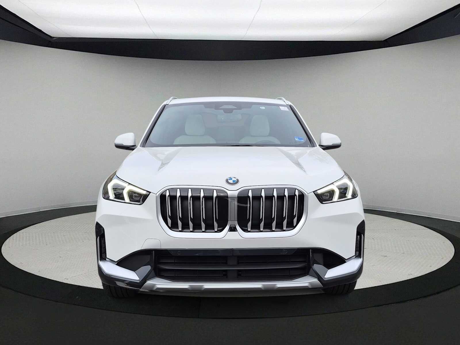 2027 BMW X1 xDrive28i
