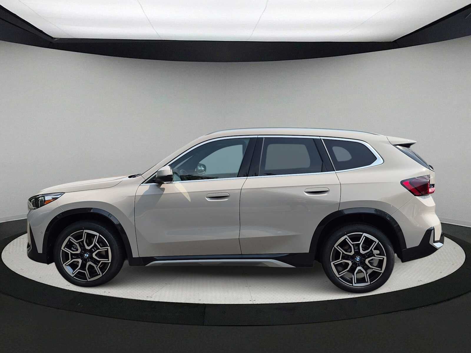 2027 BMW X1 xDrive28i