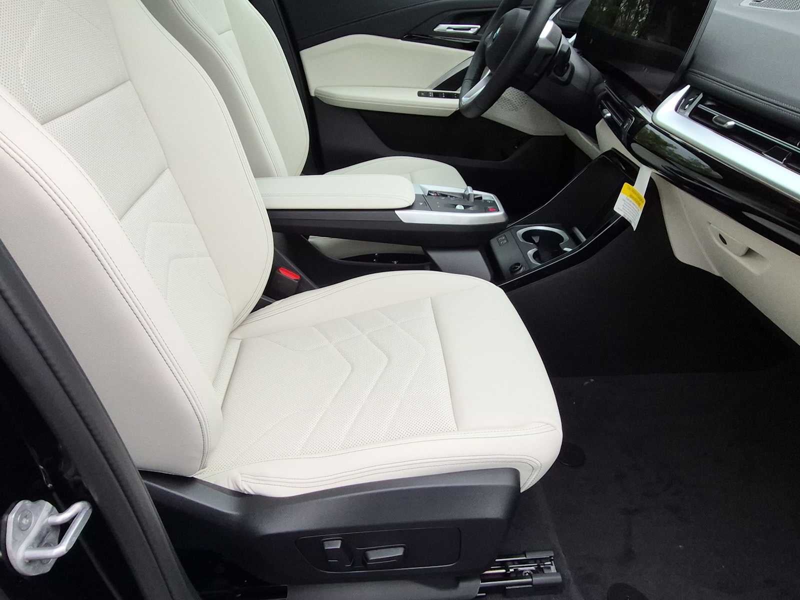 2027 BMW X1 xDrive28i