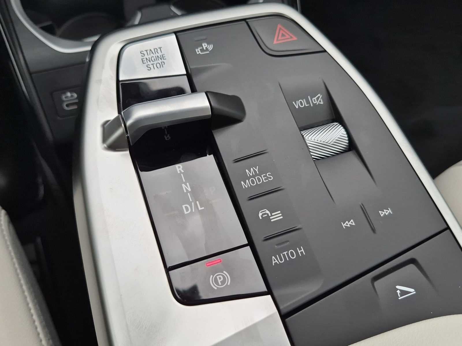 2027 BMW X1 xDrive28i