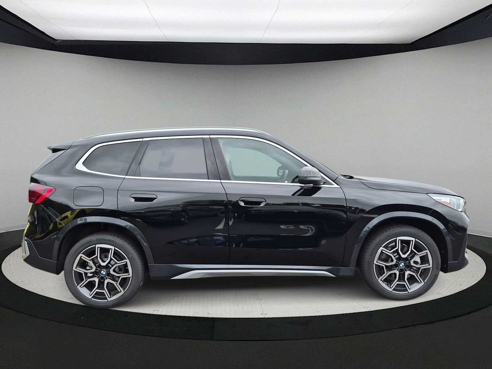 2027 BMW X1 xDrive28i