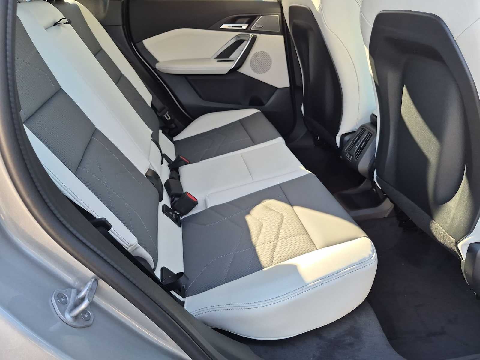 2027 BMW X1 xDrive28i