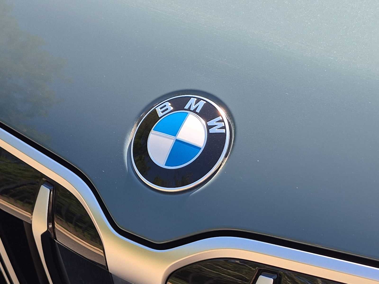 2027 BMW X1 xDrive28i