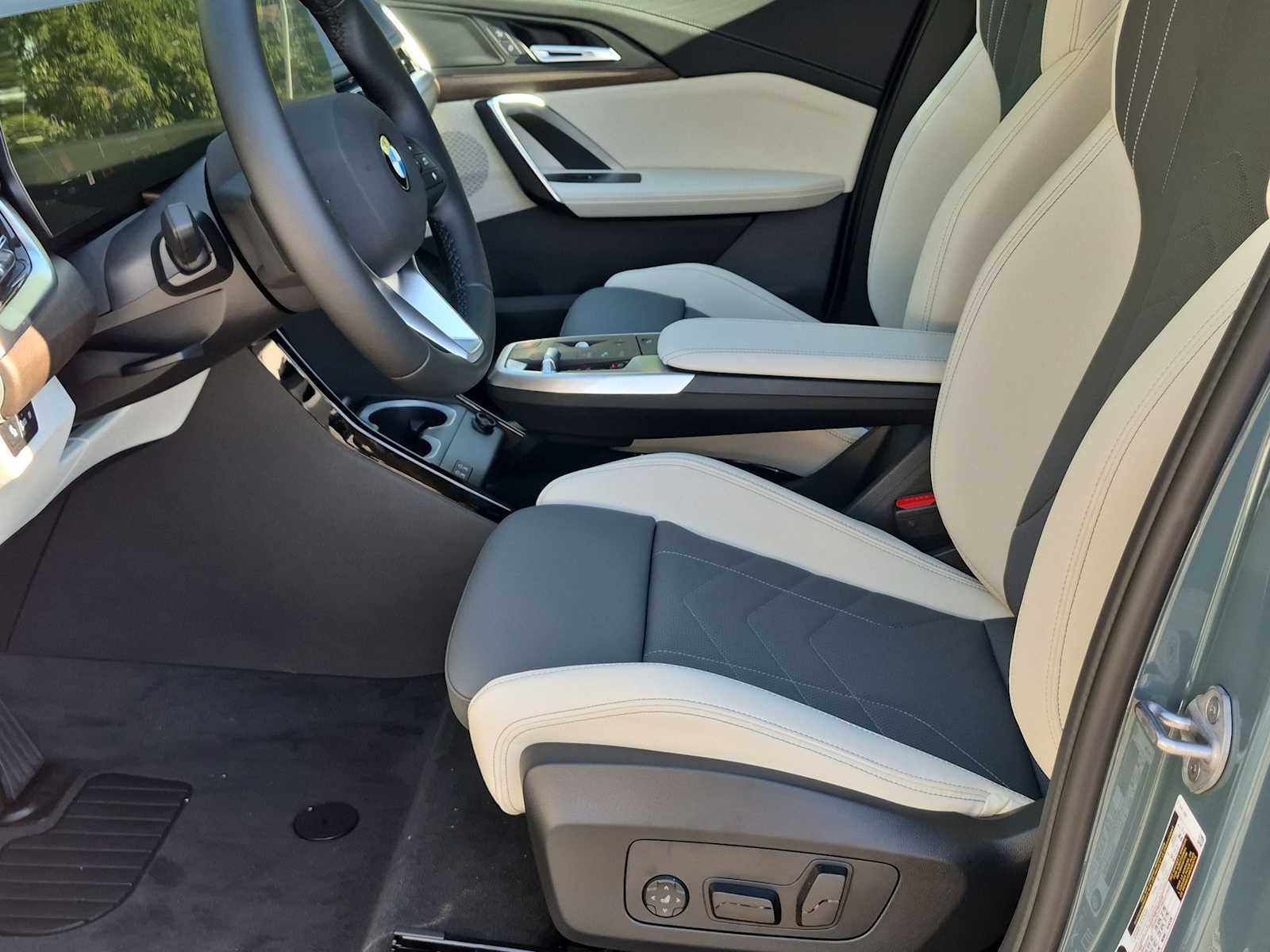 2027 BMW X1 xDrive28i