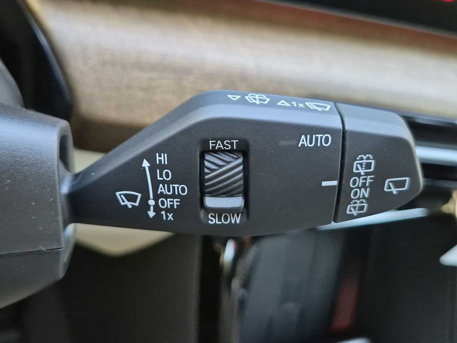 2027 BMW X1 xDrive28i