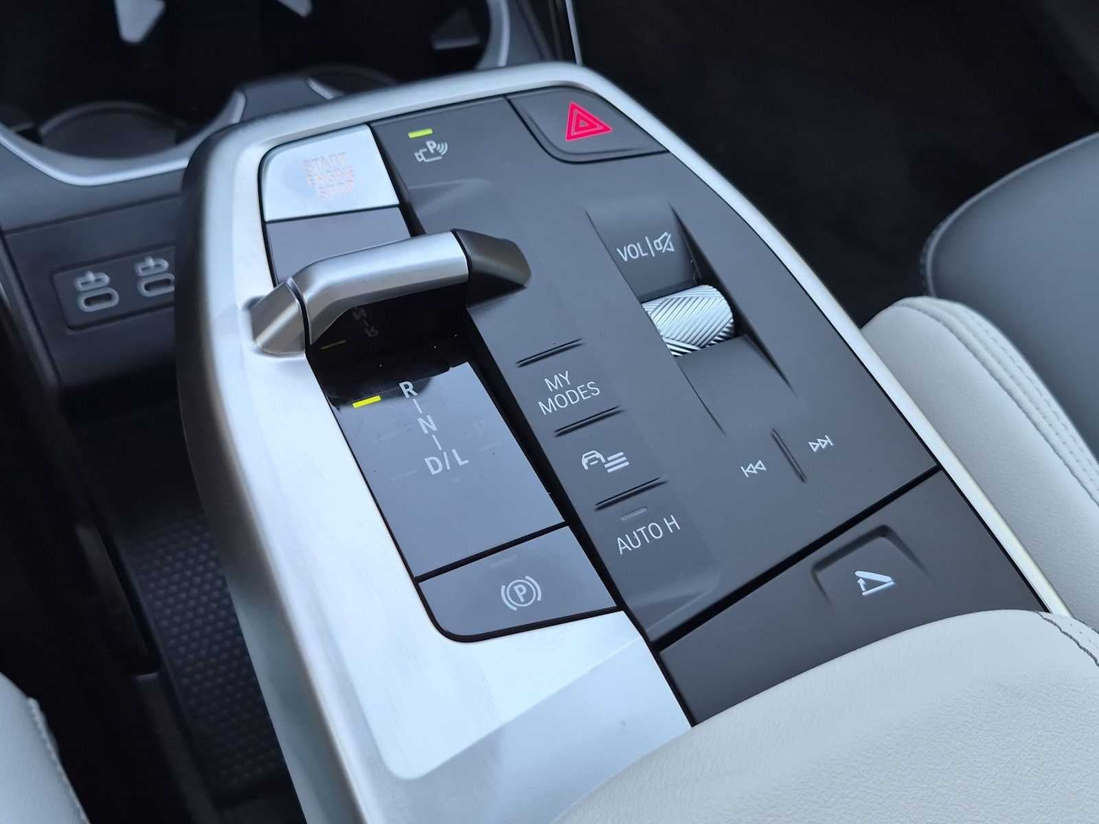 2027 BMW X1 xDrive28i