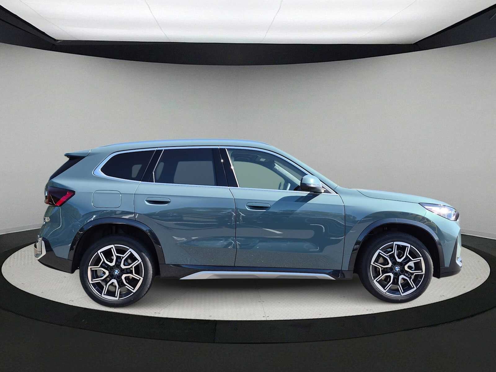 2027 BMW X1 xDrive28i
