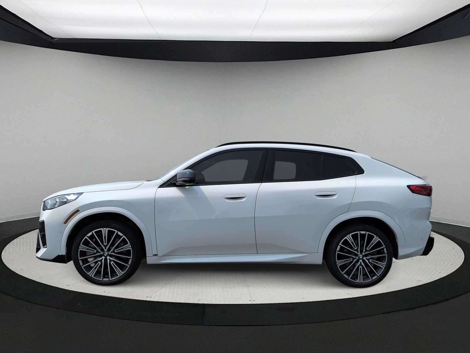 2025 BMW X2 M35i