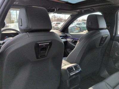 2025 BMW i5 xDrive40 xDrive40