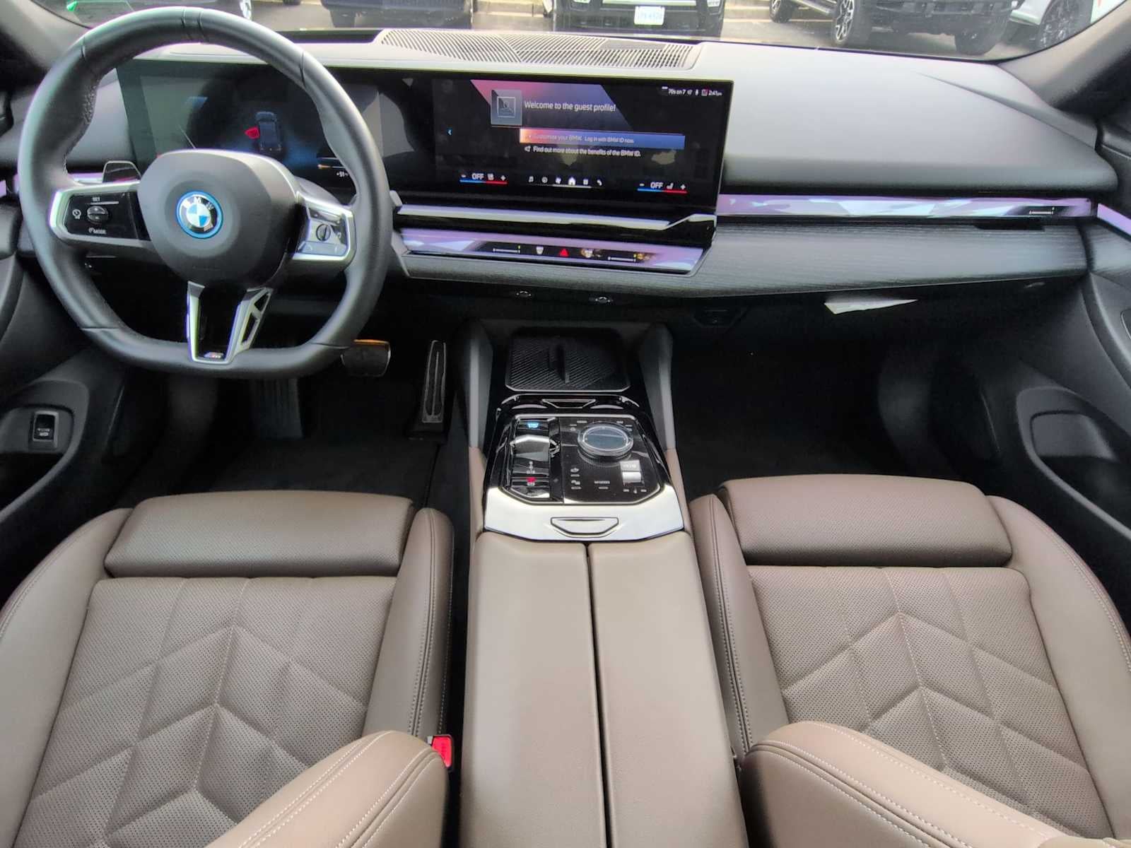 2025 BMW i5 xDrive40 xDrive40