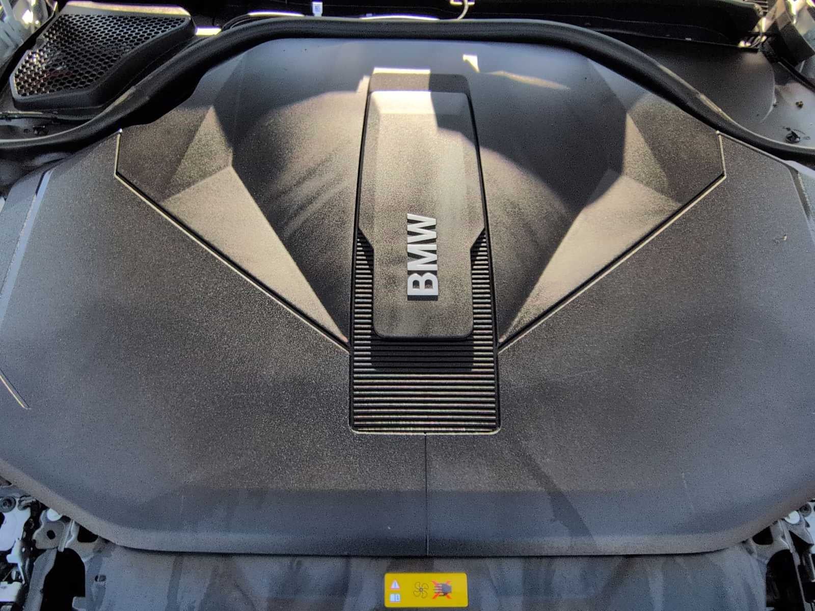 2025 BMW i5 xDrive40