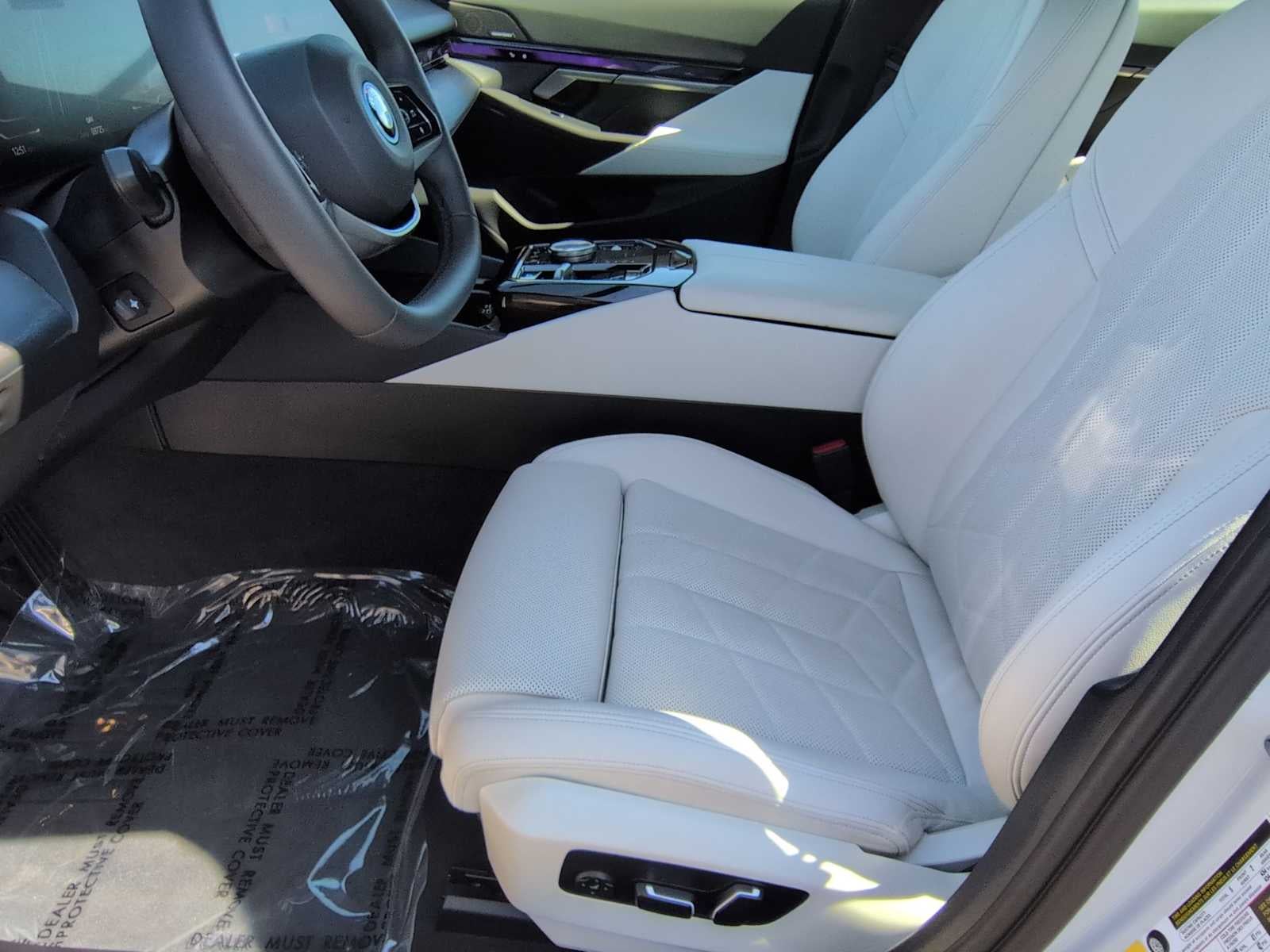 2025 BMW i5 xDrive40