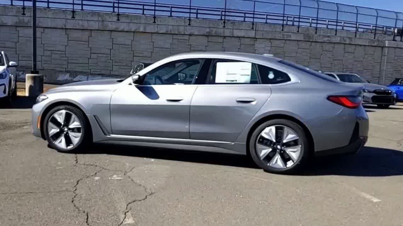 2025 BMW i4 eDrive40