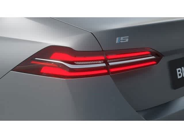 2027 BMW i5 xDrive40