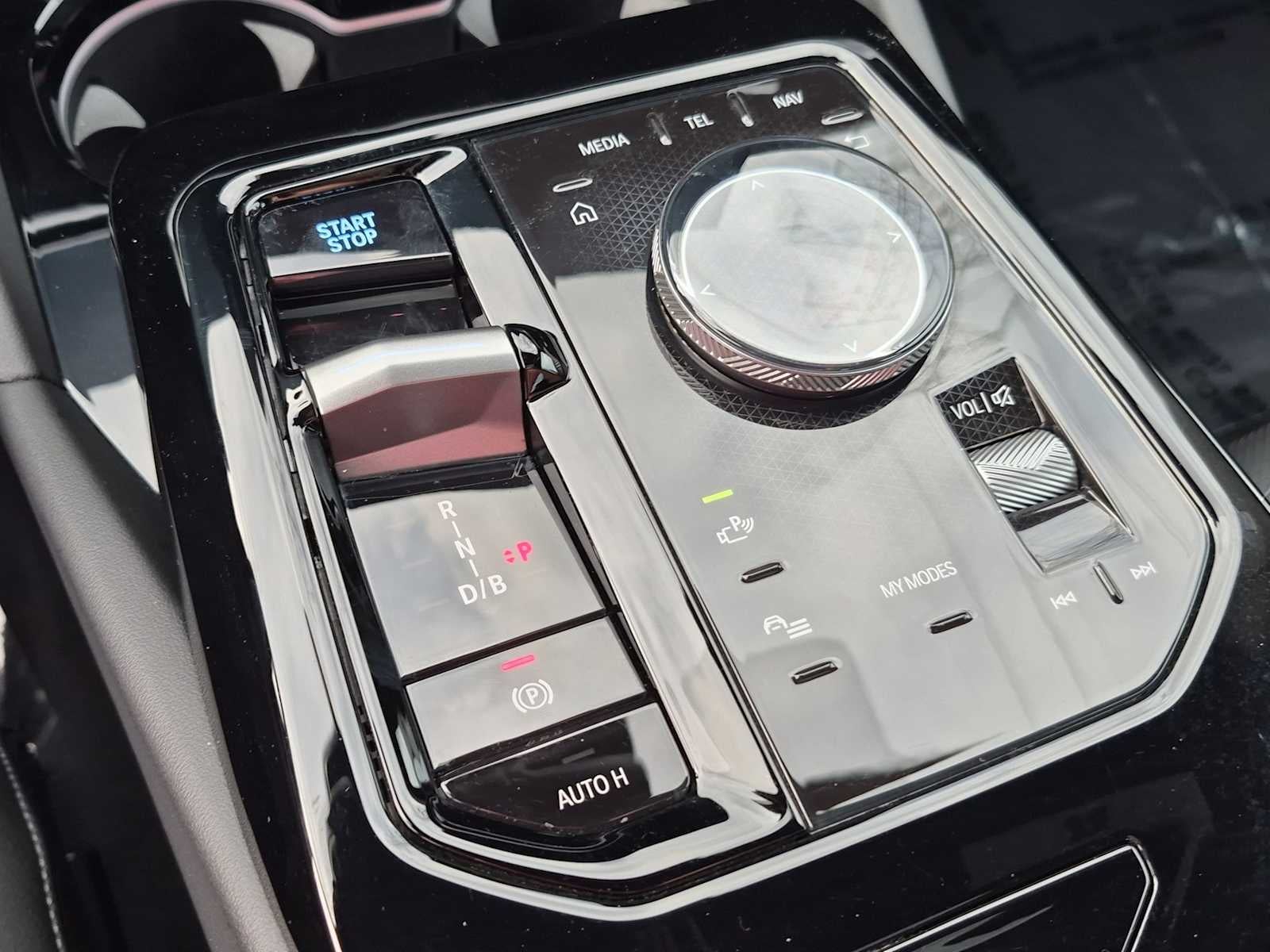 2026 BMW i5 xDrive40