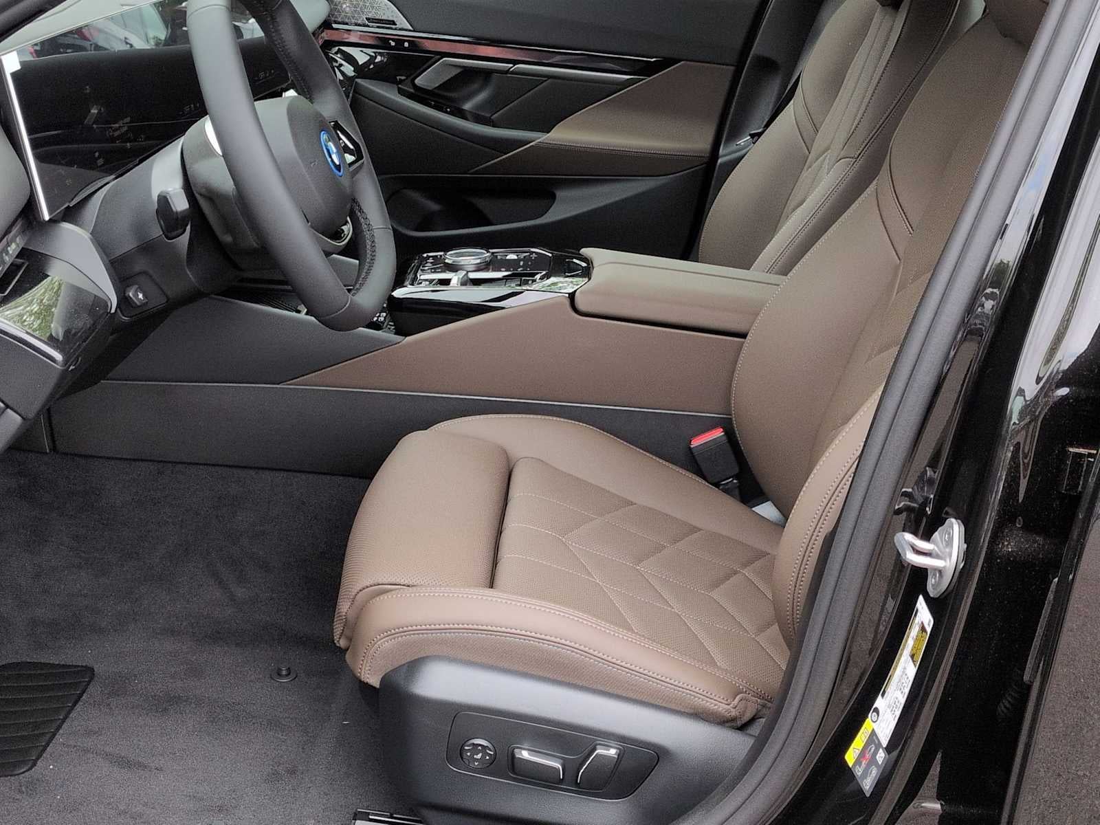 2027 BMW i5 xDrive40