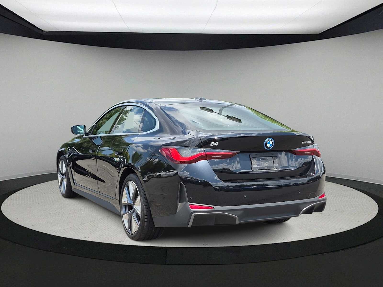 2024 BMW i4 eDrive35