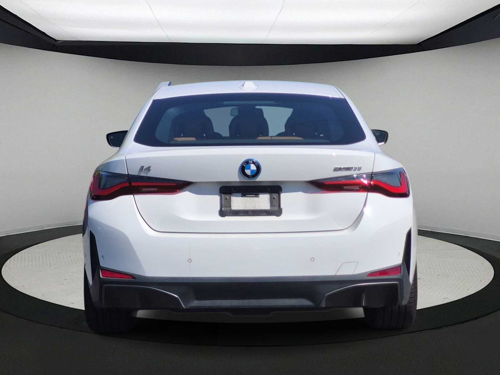 2024 BMW i4 eDrive35