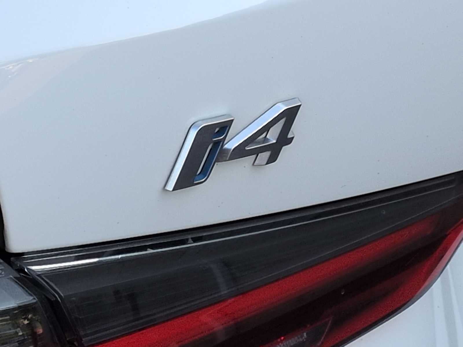 2024 BMW i4 eDrive35