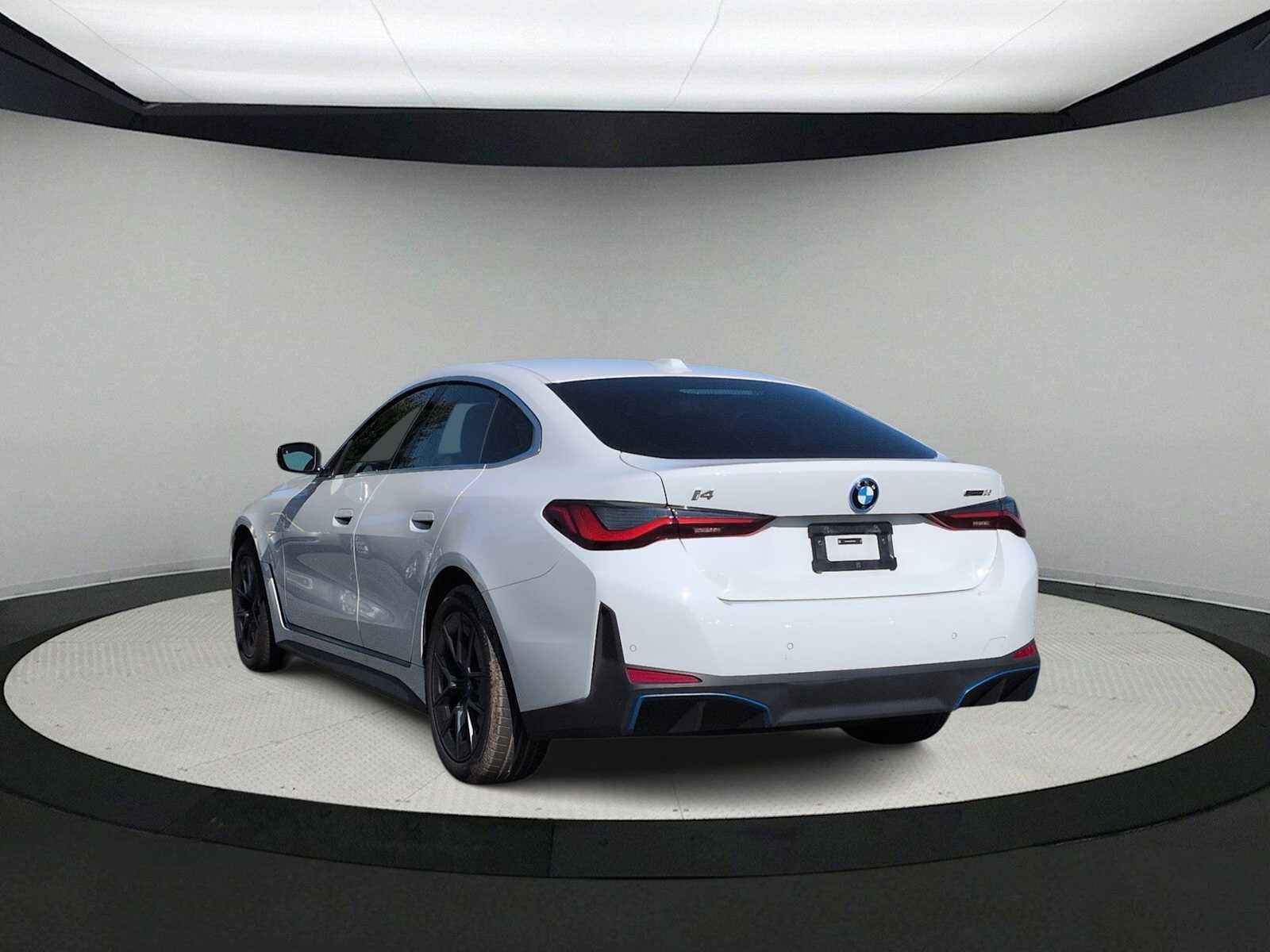 2024 BMW i4 eDrive35