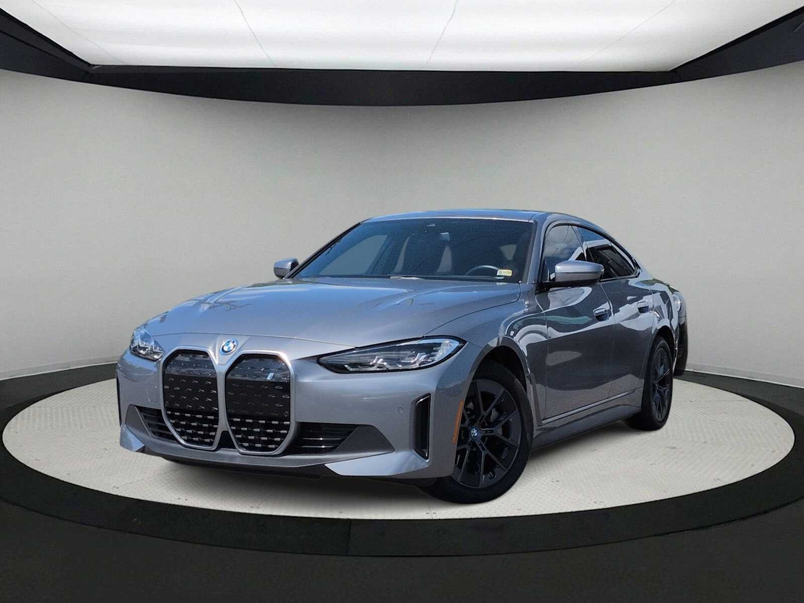 2023 BMW i4 eDrive35's photo