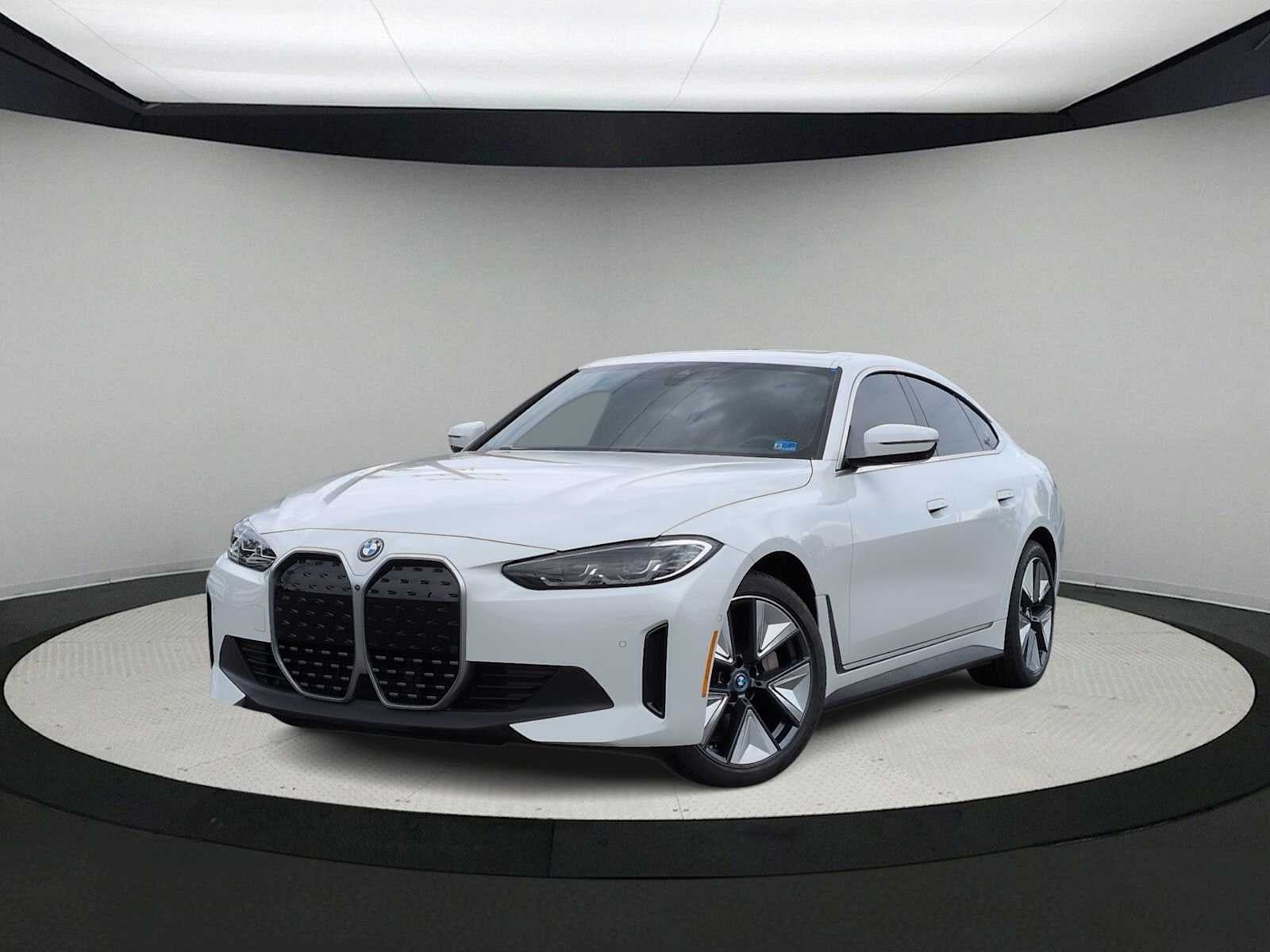 2023 BMW i4 eDrive35's photo
