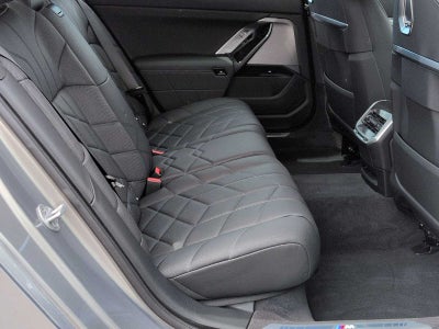 2025 BMW i7 eDrive50