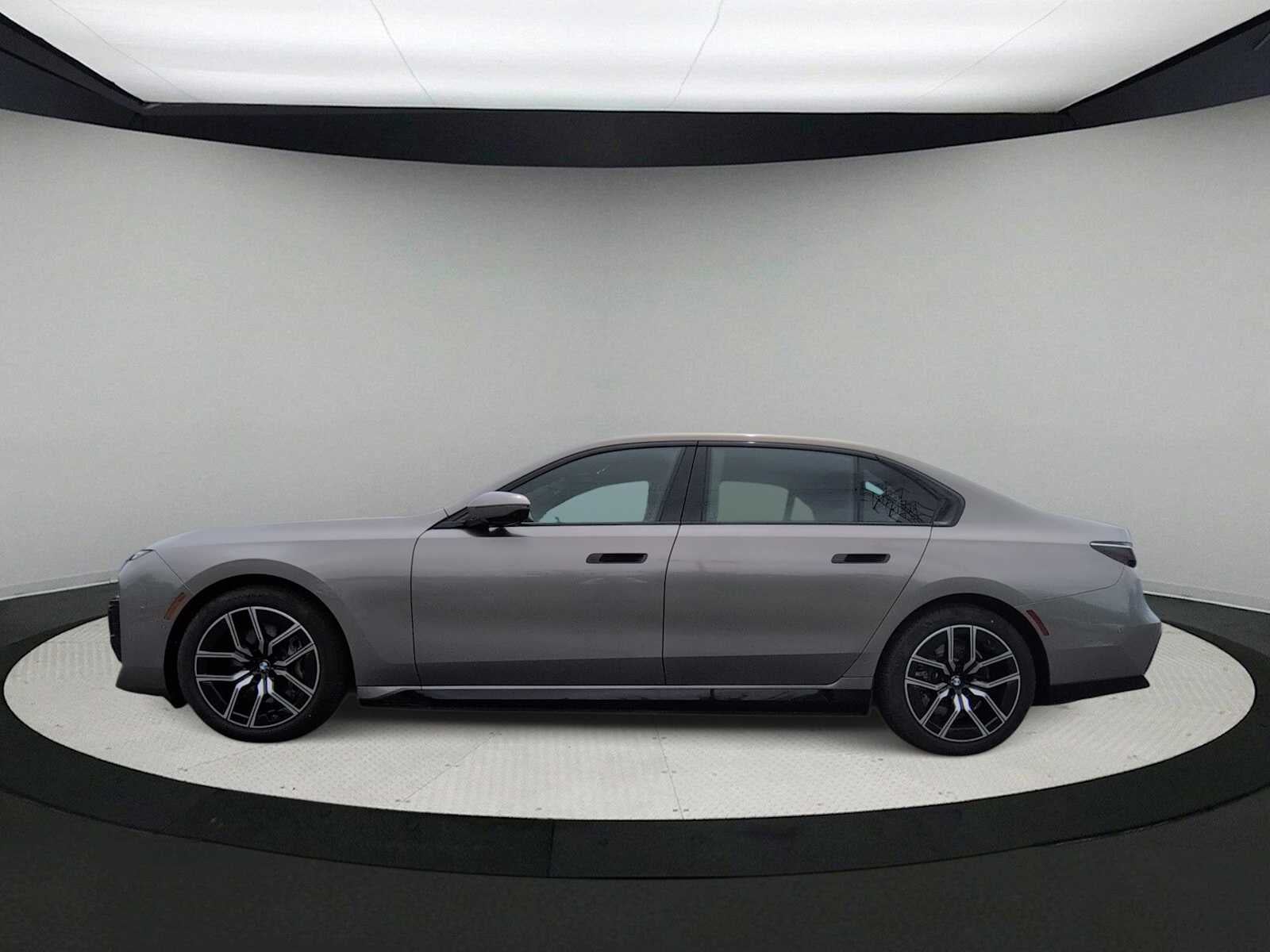 2025 BMW i7 eDrive50