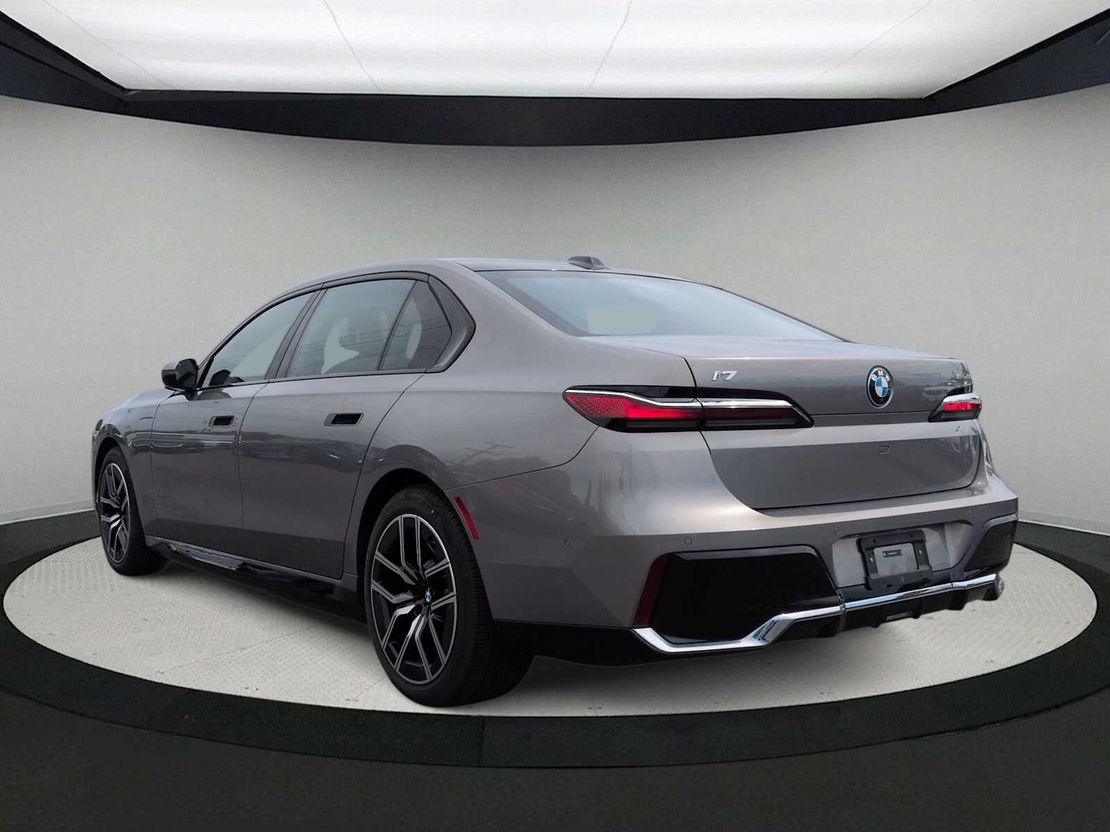 2025 BMW i7 eDrive50