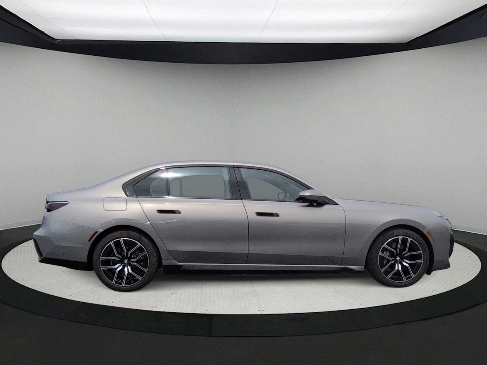 2025 BMW i7 eDrive50