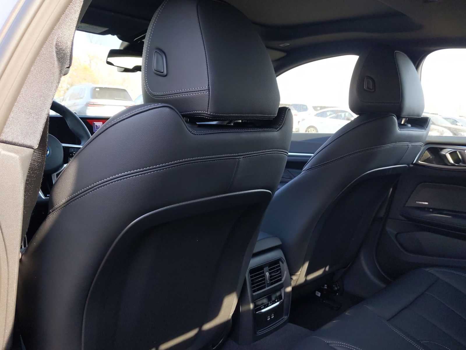 2025 BMW i4 xDrive40 xDrive40