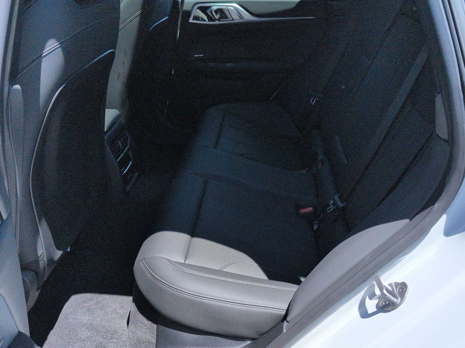 2026 BMW i4 xDrive40 xDrive40