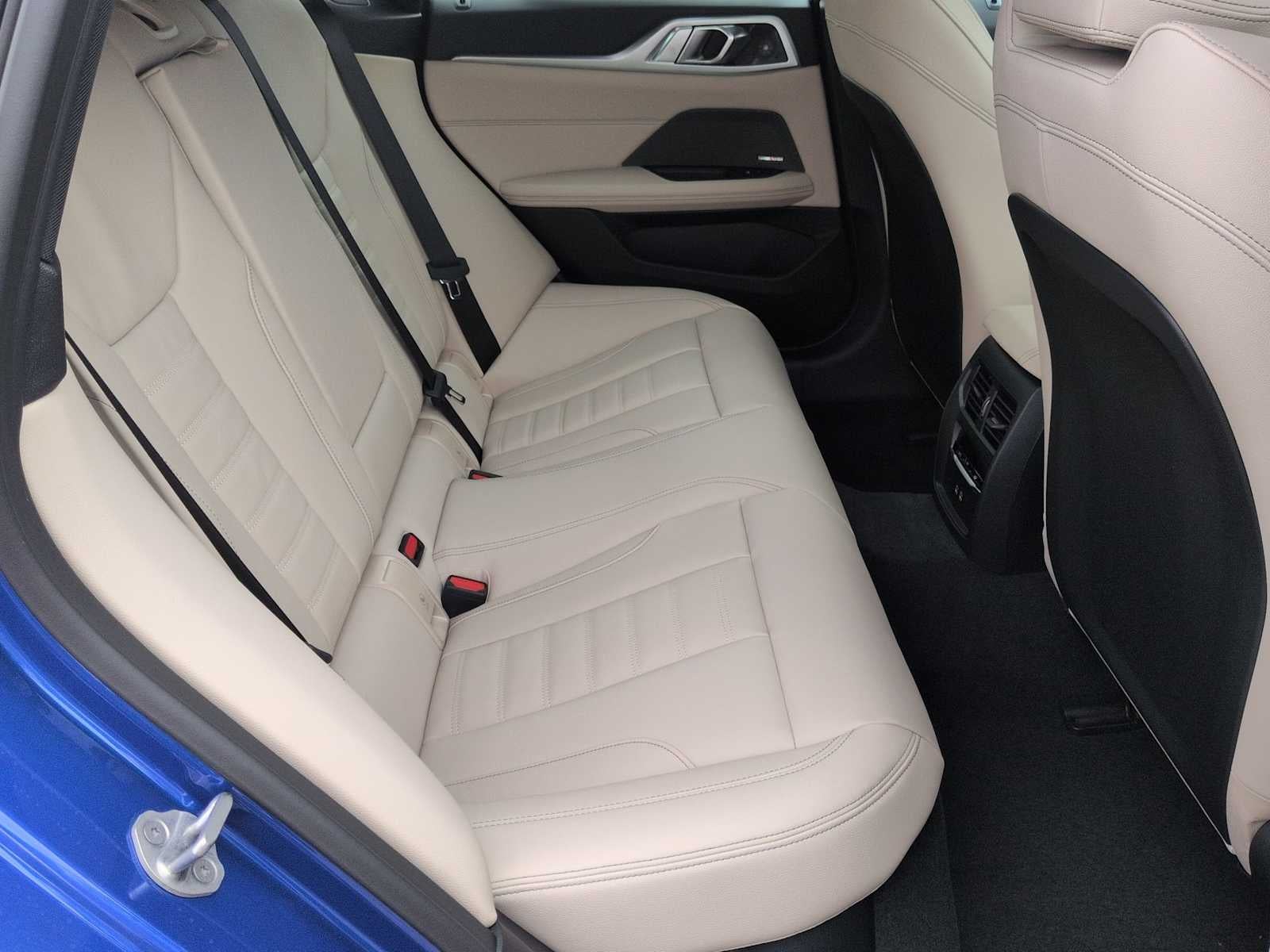 2026 BMW i4 xDrive40