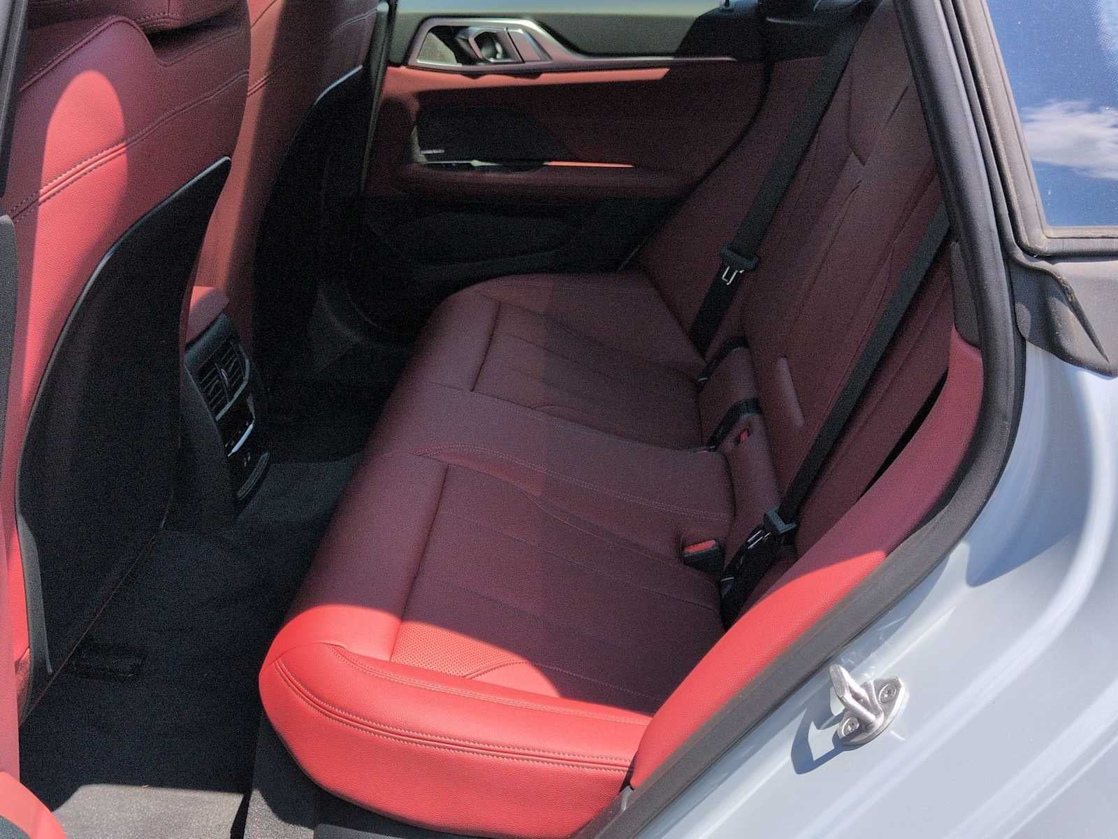 2026 BMW i4 xDrive40 xDrive40