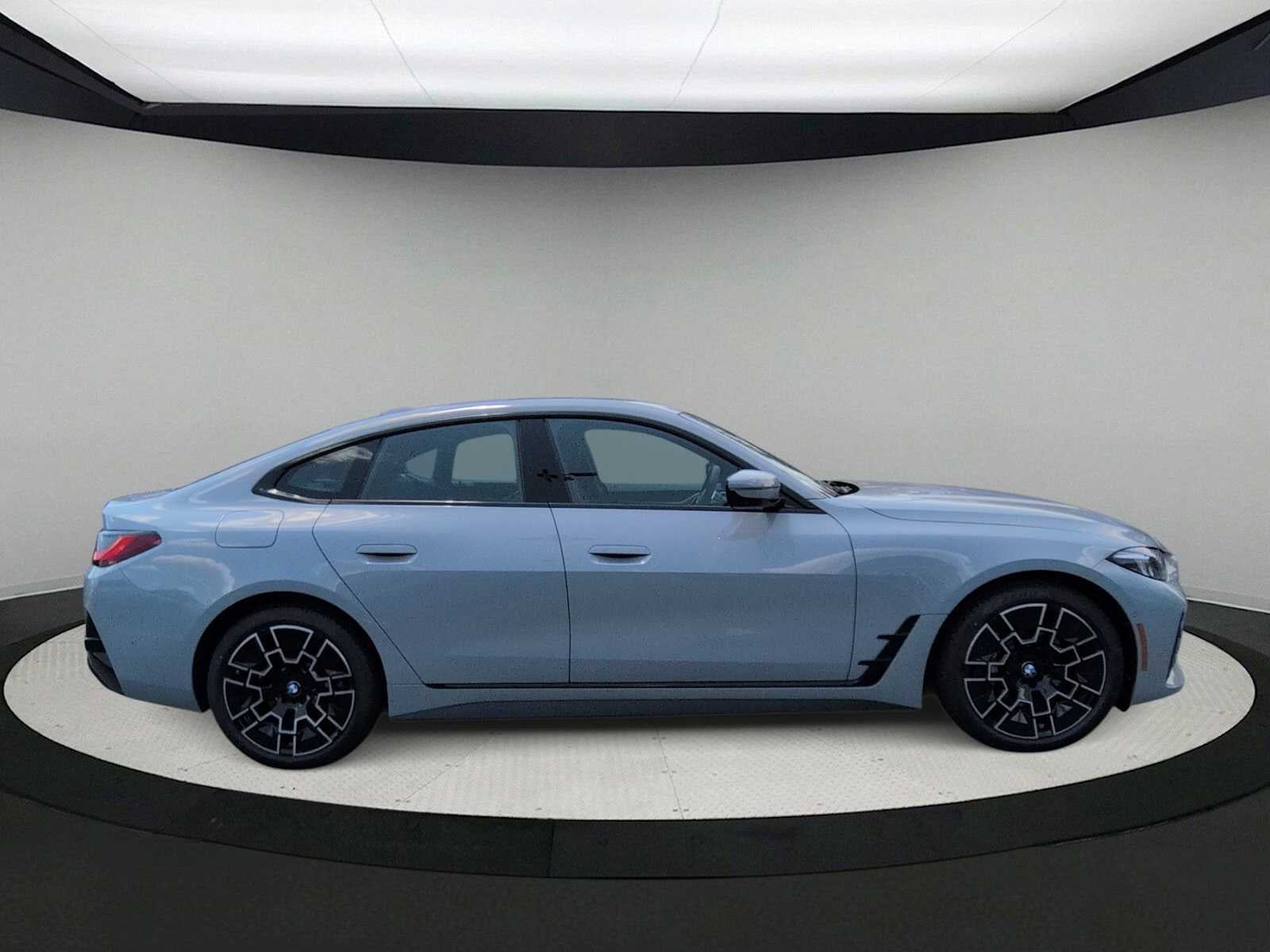 2026 BMW i4 xDrive40 xDrive40