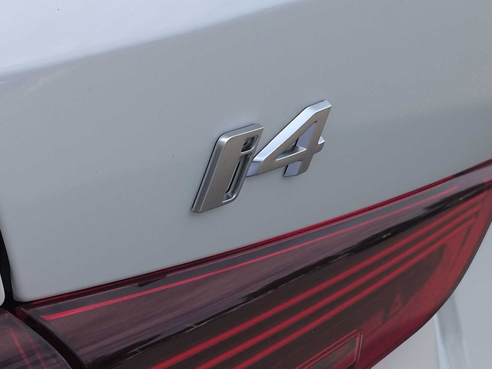 2026 BMW i4 xDrive40